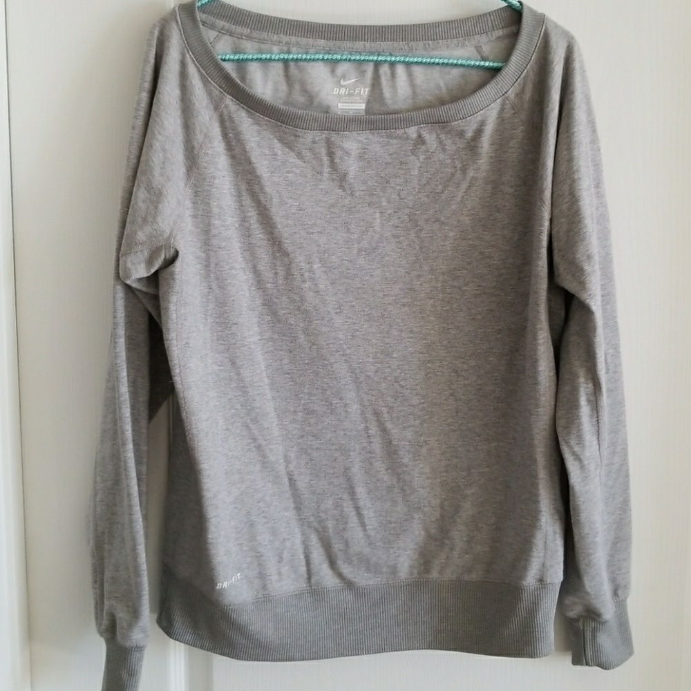 Like new Nike Dri-Fit sweatshirt